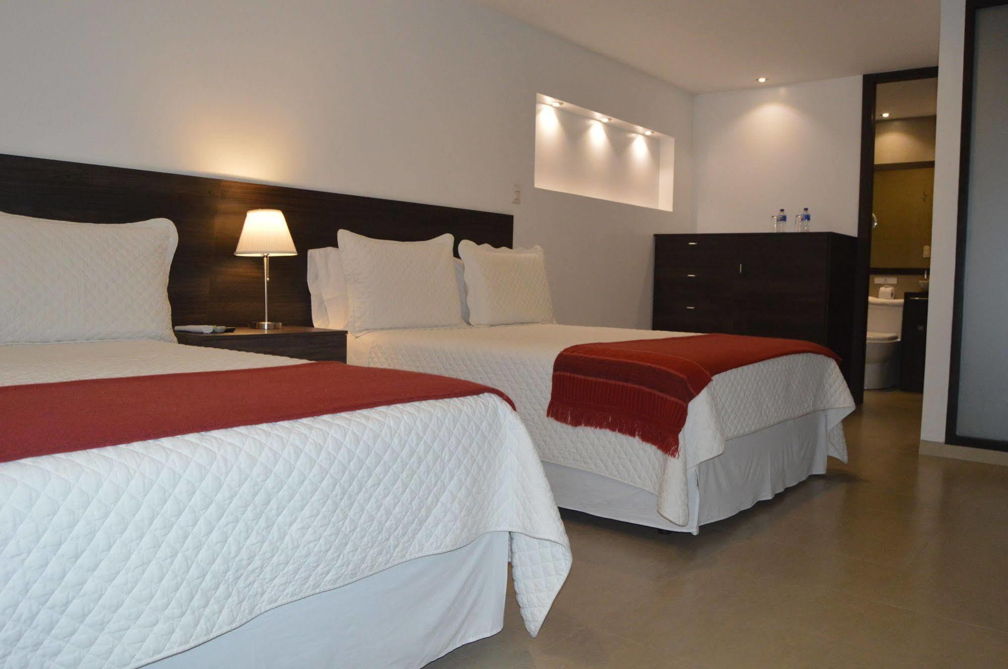 Galapagos Sunset Hotel Пуерто-Бакерісо-Морено Екстер'єр фото